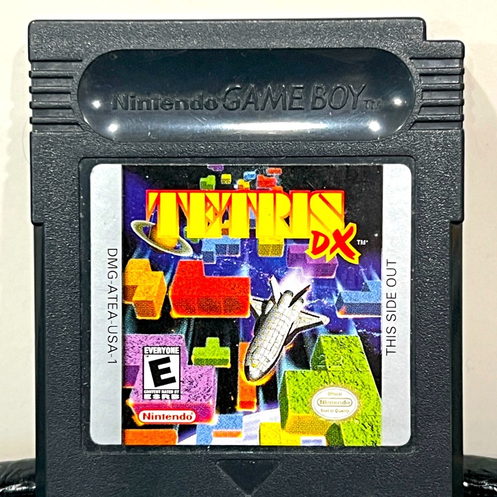 ORIGINAL NINTENDO GAME BOY TETRIS DX VIDEO GAME